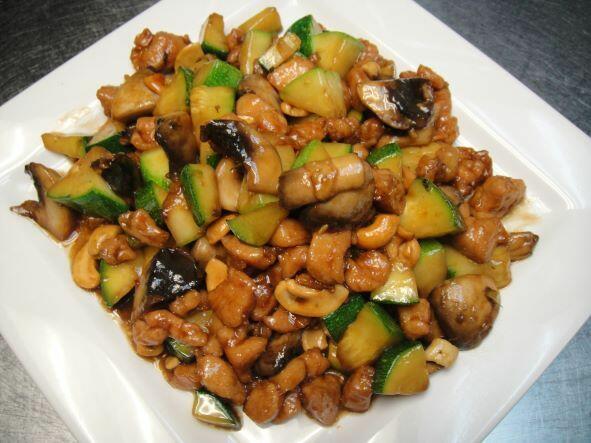 C4. Cashew Chicken