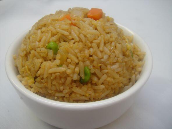 R7.Egg Fried Rice(s)